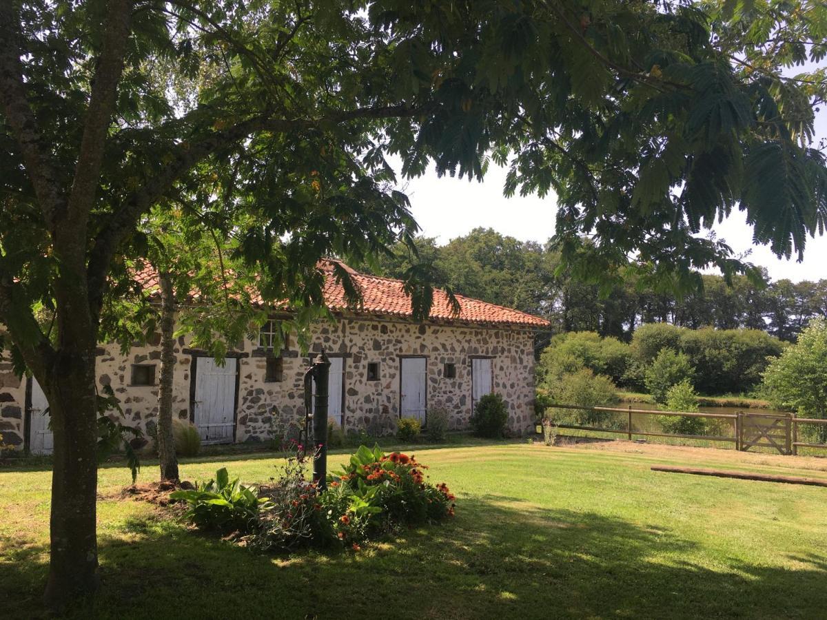 "La Maison De Villars" Au Coeur De La Nature Pressac Zewnętrze zdjęcie