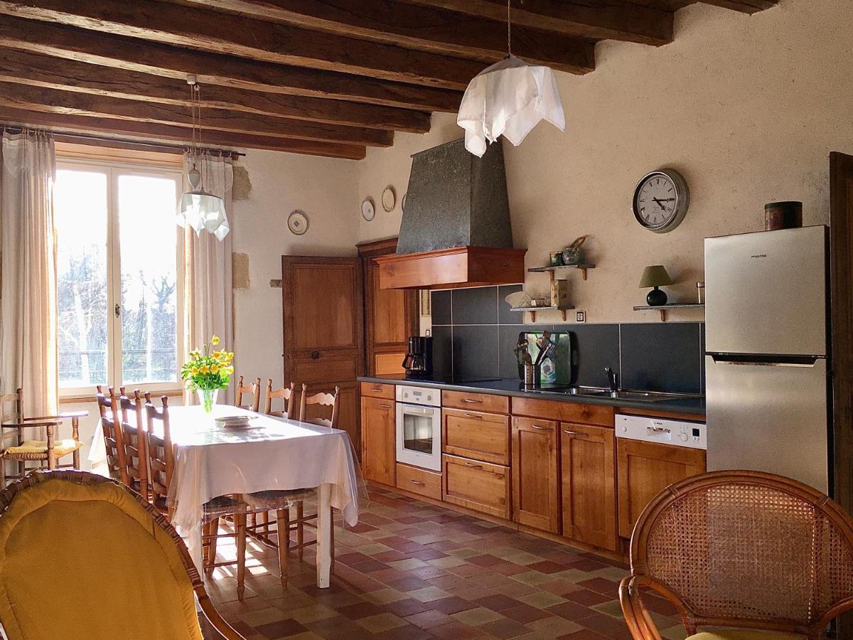 "La Maison De Villars" Au Coeur De La Nature Pressac Zewnętrze zdjęcie